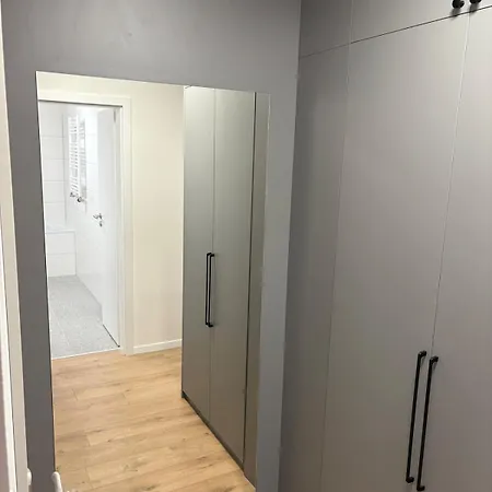 Topolcianska - Free Garage Parking & 10min Tram To Center Bratislava